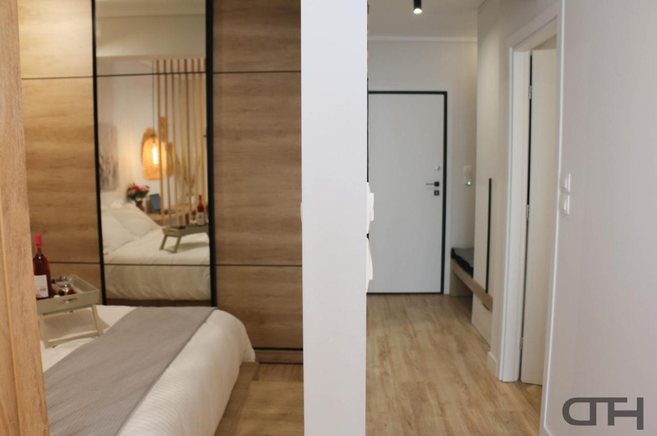 Luxury 80M2 Apartment With Balcony Downtown Szaloniki Kültér fotó