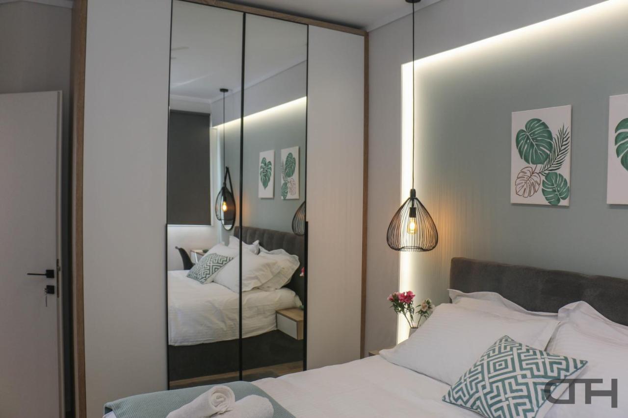 Luxury 80M2 Apartment With Balcony Downtown Szaloniki Kültér fotó