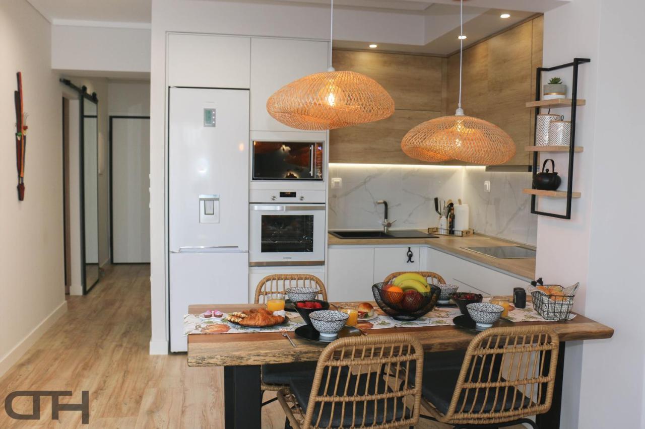 Luxury 80M2 Apartment With Balcony Downtown Szaloniki Kültér fotó