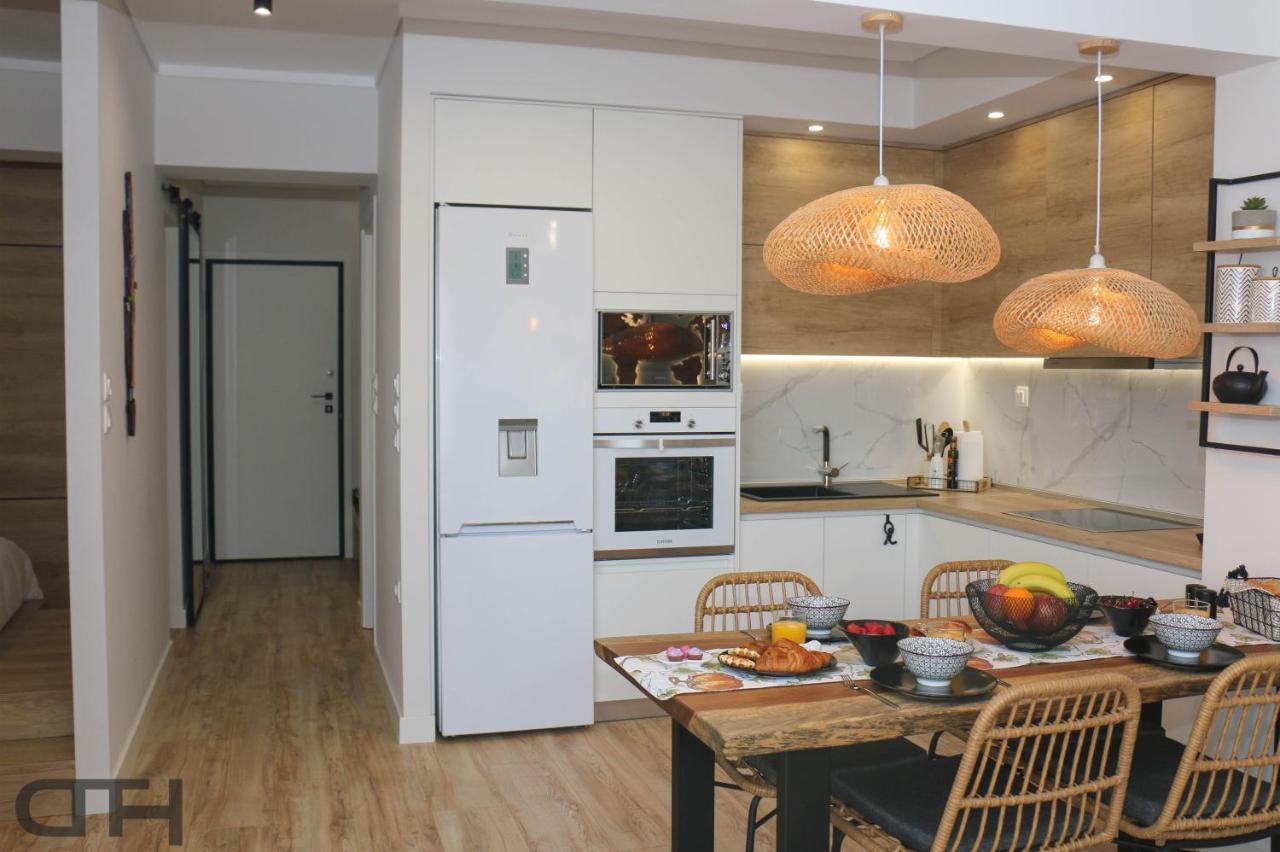Luxury 80M2 Apartment With Balcony Downtown Szaloniki Kültér fotó