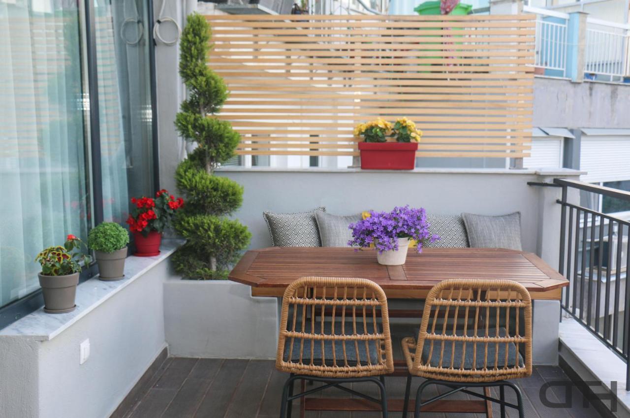 Luxury 80M2 Apartment With Balcony Downtown Szaloniki Kültér fotó